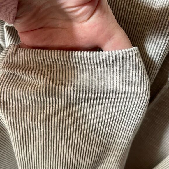 Anthropologie Donni size OSFA, pinstriped open cardigan. - Picture 5 of 7